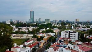 Terreno Unico en Jardines del Bosque, a 5 Minutos de Expo Guadalajara