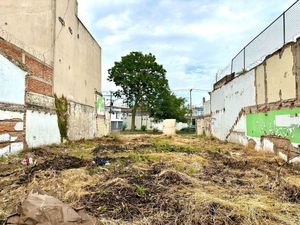 Terreno Unico en Jardines del Bosque, a 5 Minutos de Expo Guadalajara