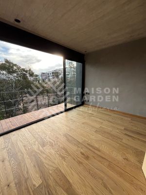 Venta Casa con Acabados de Lujo y Vista a La Presa