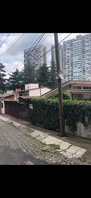 Venta de 3 casas que se vende como terreno o para remodelarlas