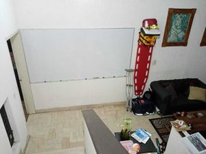 Se vende departamento céntrico.