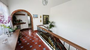 Casa en venta con amplio jardín