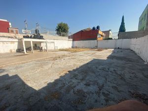 Venta de terreno con alto potencial comercial