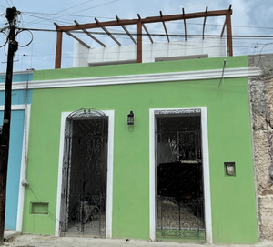 Casa en el Centro de Mérida por Ermita remodelada