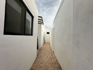 Casa en Botanico Residencial semiamueblada