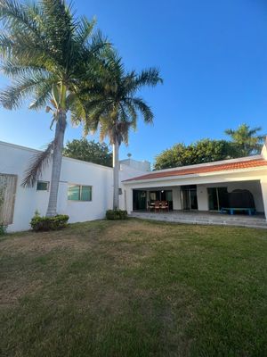 Casa en esquina de 1 planta en Residencial del Mayab Temozon