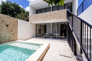 Casa en el Centro de Mérida amueblada por Santiago