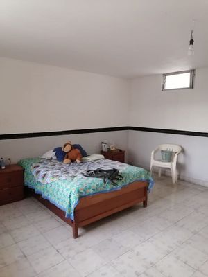 Casa en el Centro de Mérida por Santiago