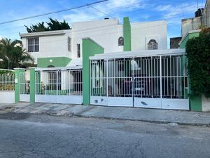 Casa en VENTA en ITZMNA | ENTREGA INEMDIATA |