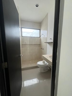 Casa en renta en REAL CONKAL | ENTREGA INMEDIATA |