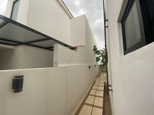 Venta Casa de 4hab. A Estrenar, Piscina y Amenidades en Privada, Cholul, Yuc.