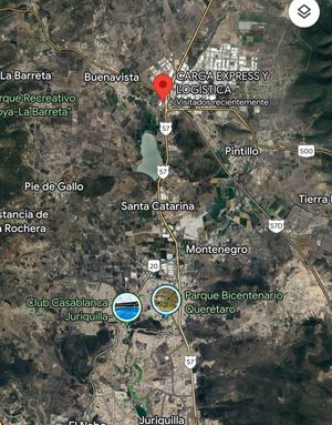 Terreno a pie de carretera en Parque Industrial Querétaro