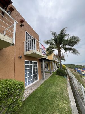 Casa en Senderos del lago