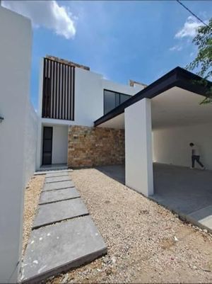 Lujosa Casa en Ibiza Temozón Norte lista para Habitar