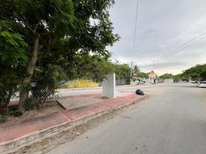 Venta Casa en la Playa de Chelem, a unas Calles del Mar