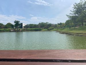 Terreno Frente a Lago con una Vista Preciosa en Privada Kilil