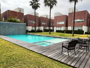 Townhouse en Renta, The Park, Malibu Frente a San Antonio del Mar