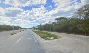 Terreno sobre Carretera Merida - Cancún con retornos