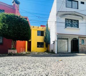 VENTA DE CASA EN LA ZONA DORADA DE METEPEC.