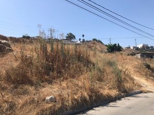 SE VENDE 3 TERRENOS  CERCA  DE LA GARITA DE OTAY