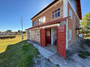 CABAÑA  EN VENTA A  MINUTOS DE AMEALCO