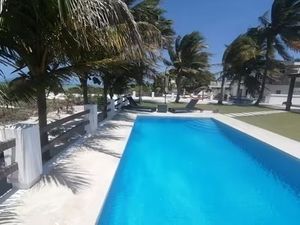 MAGNIFICA RESIDENCIA WALKER A LA ORILLA DEL MAR EN CHICXULUB PUERTO