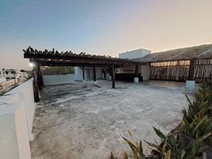 RESTAURANT FRENTE AL MAR CON CLUB DE PLAYA EN PROGRESO MUY CERCA DEL MALECON