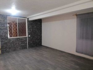 Casa en Venta recién Remodelada