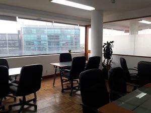 Oficinas en renta de 199 m² en el piso 10 completo