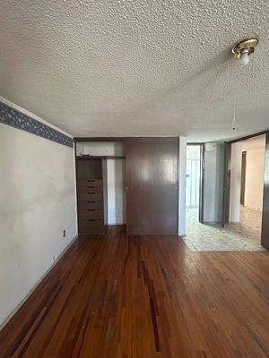 Excelente oportunidad para remodelar