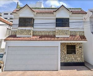 Casa en venta en San Jeronimo, 3 recamaras