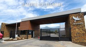 CASA EN VENTA EN SANTIAGO - LOS CAVAZOS - ALTARES RESIDENCIAL