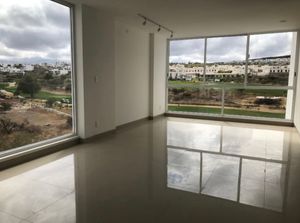 Venta de Pent House con vista al campo de golf en Zibata