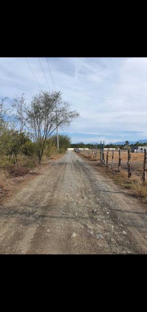 TERRENO CON CONSTRUCCIÓN EN VENTA