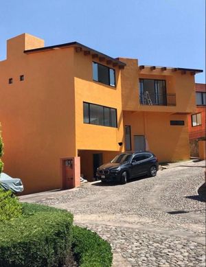 CUAJIMALPA, HERMOSA CASA EN VENTA