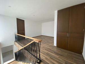 VENTA HERMOSA CASA BUGAMBILIAS 2DA SECCIÓN