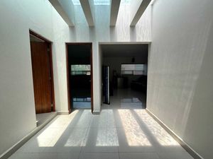 Casa en venta en puerta real, Querétaro, casa con gran jardín!