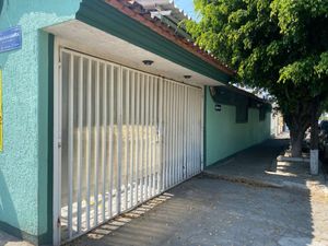 CASA EN VENTA EN LAS AGUILAS ZAPOPAN