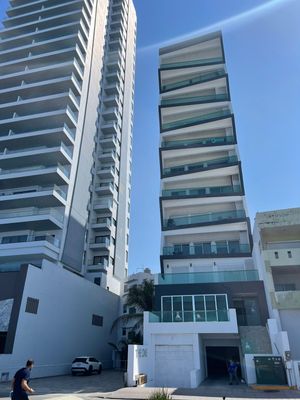 Departamento en venta en el  malecón de Mazatlán "Torre The One"