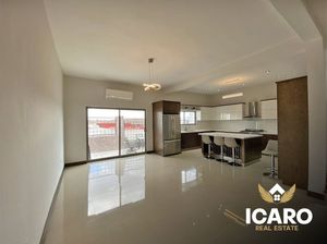 CASA EN VENTA EN ÁREA DE VALLE ESCONDIDO CON OFICNA