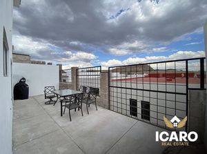 CASA EN VENTA EN ÁREA DE VALLE ESCONDIDO CON OFICNA