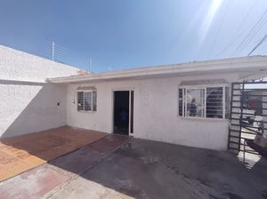 Se vende Casa de una sola Planta en Zapopan!!!