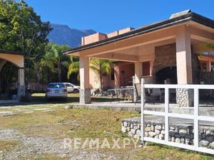 Casa Quinta en Venta en El Barrial, Santiago