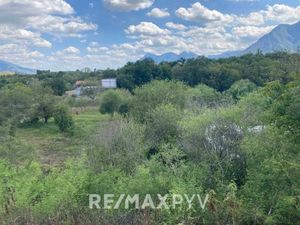 Terreno en Venta en Carretera Nacional, Los Cavazos