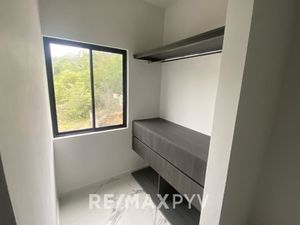 Casa en Venta en Cumbres de Santiago, Santiago