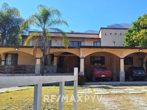 Casa Quinta en Venta en El Barrial, Santiago