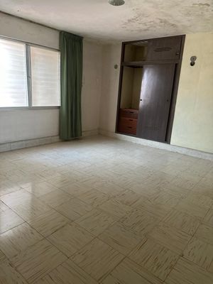 Casa para remodelar en col. García Gineres en Mérida.