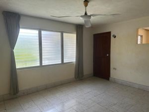 Casa para remodelar en col. García Gineres en Mérida.