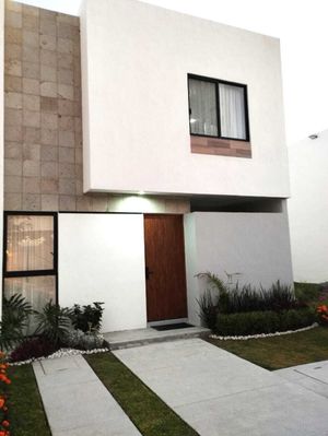 Casa nueva en venta en Condominio al poniente de la Ciudad de Aguascalientes