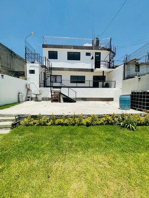 Vendo Casa Recién Remodelada Cerca Lago de Guadalupe.